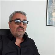 Un ingegnere informatico con enorme esperienza e capacità di trasferire le competenze in modo semplice ed efficace.